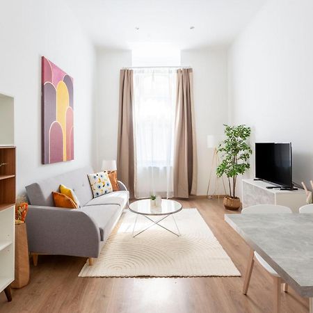Cozy & Pleasant Homes In The Heart Of บูดาเปสต์ ภายนอก รูปภาพ